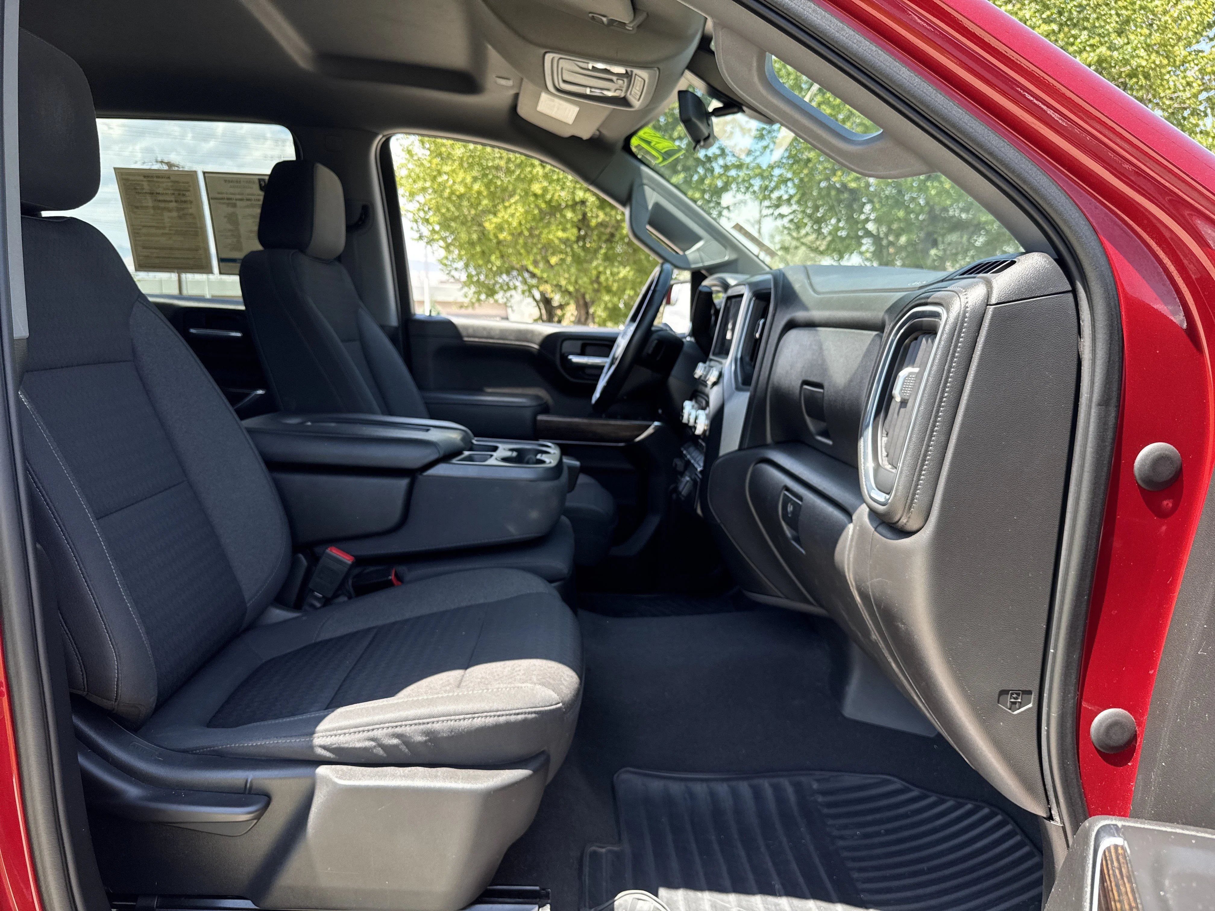 Used 2021 Cayenne Red Tintcoat GMC Elevation image 21