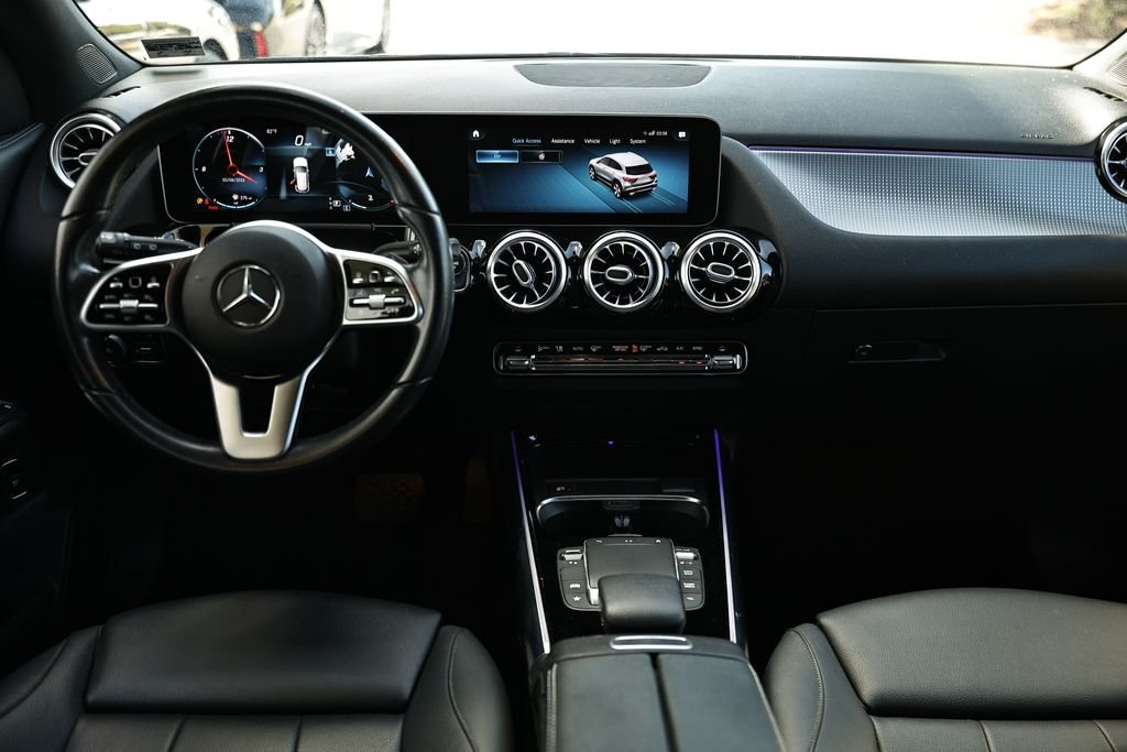 Used 2021 Cosmos Black Metallic Mercedes-Benz GLA 250 image 25