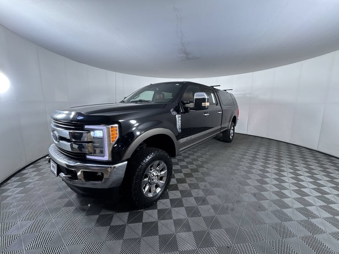 Used 2018 Shadow Black Ford King Ranch image 4