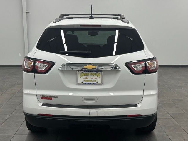 Used 2017 White Chevrolet LS image 3
