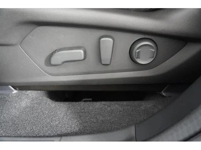 New 2026 CRYSTAL WHITE PEARL Subaru Premium Hybrid image 11