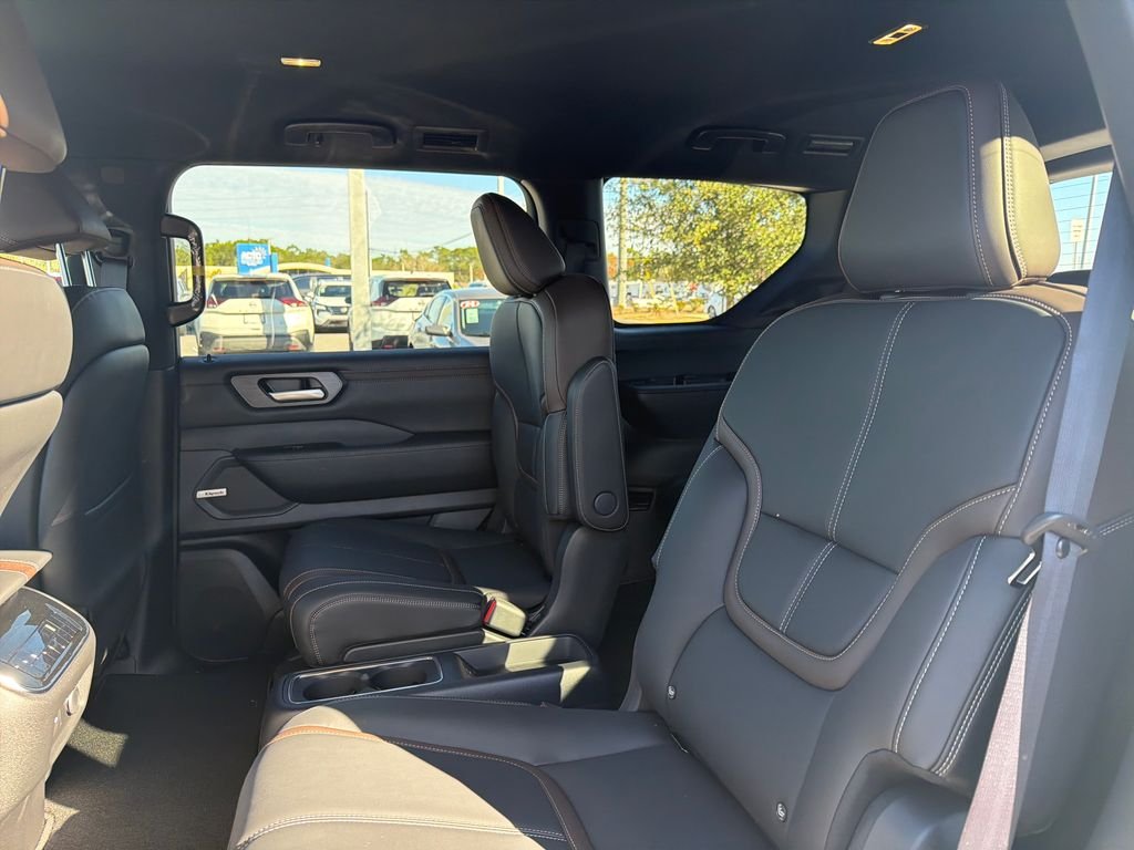 New 2026 Nissan Armada SL 4D Sport Utility