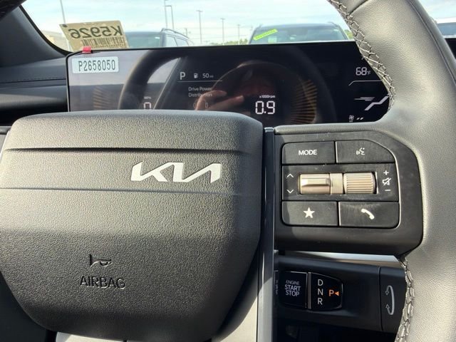 New 2027 Glacial White Pearl Kia S image 23
