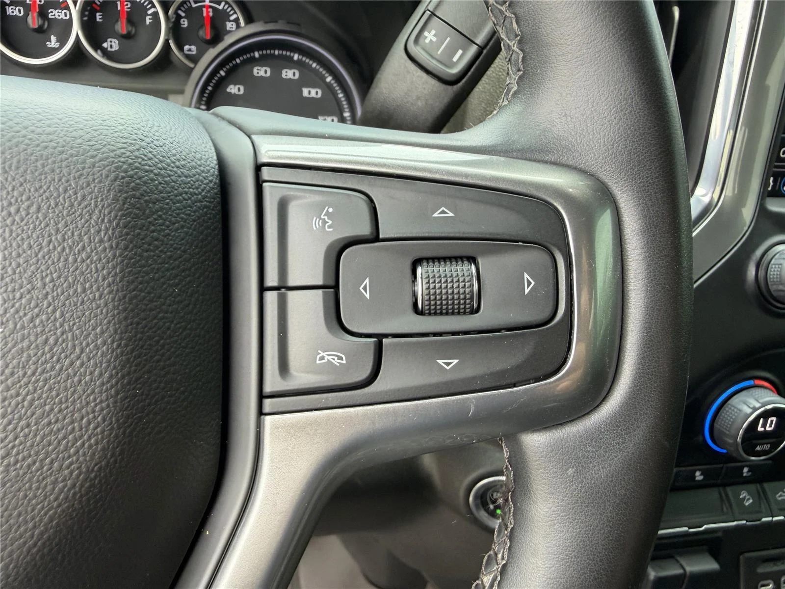 Used 2023 Black Chevrolet LT image 12