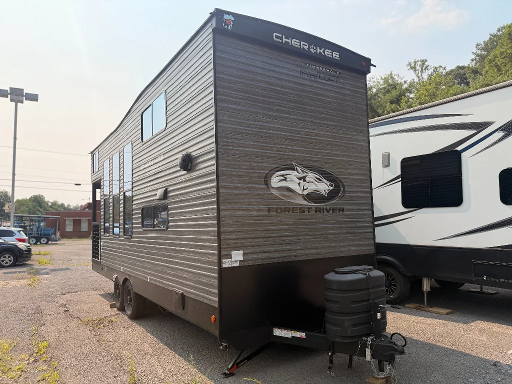 Used 2025 gray Forest River  image 3