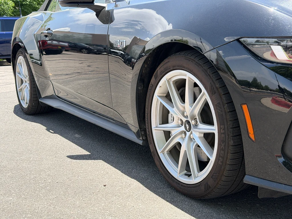 Used 2024 Shadow Black Ford CONVERTABLE PREMIUM image 4