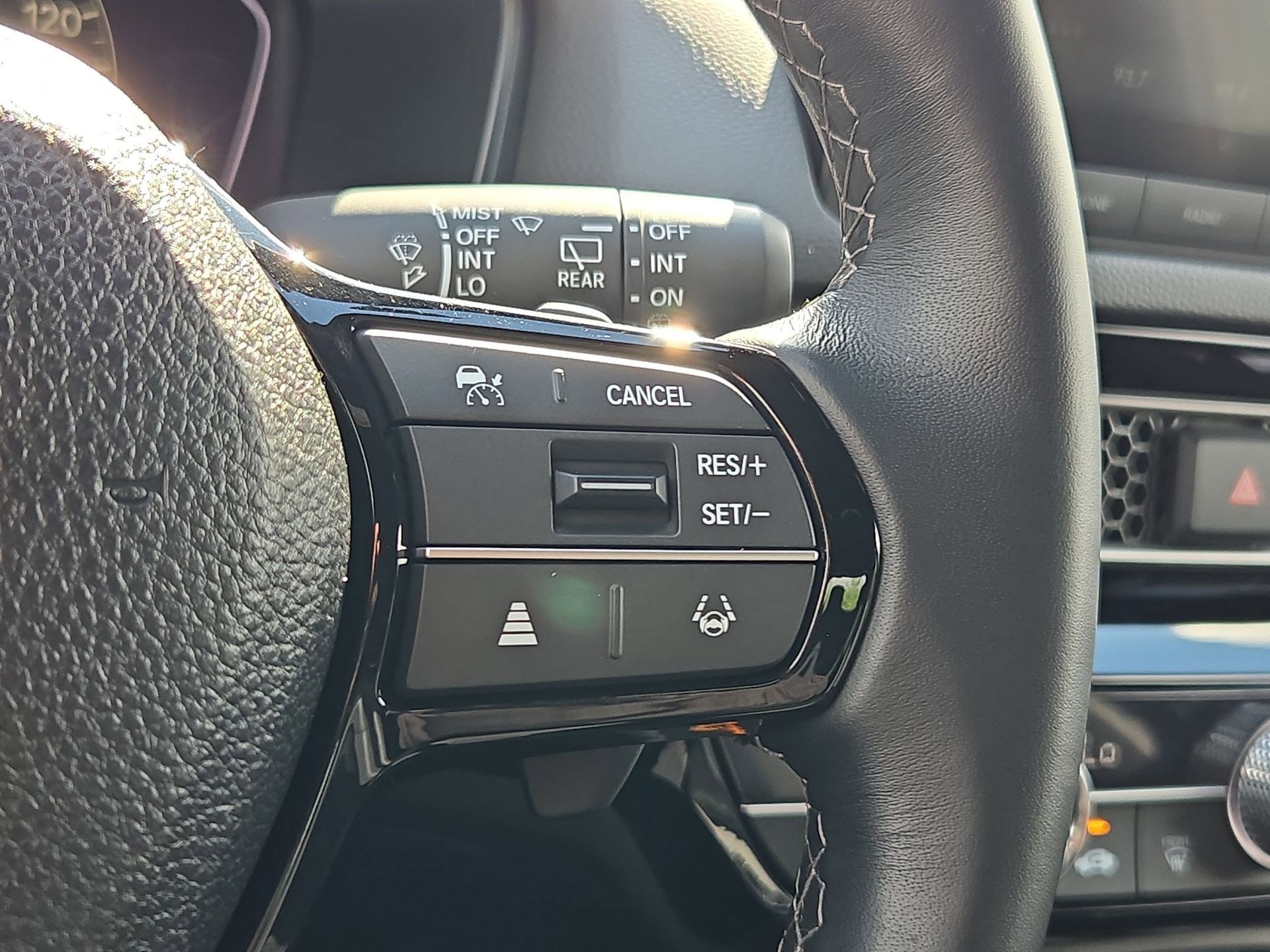 2026 Honda Civic Hatchback Sport - Photo 17