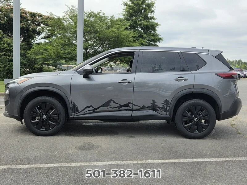 Used 2021 Gun Metallic NISSAN FWD SV image 2