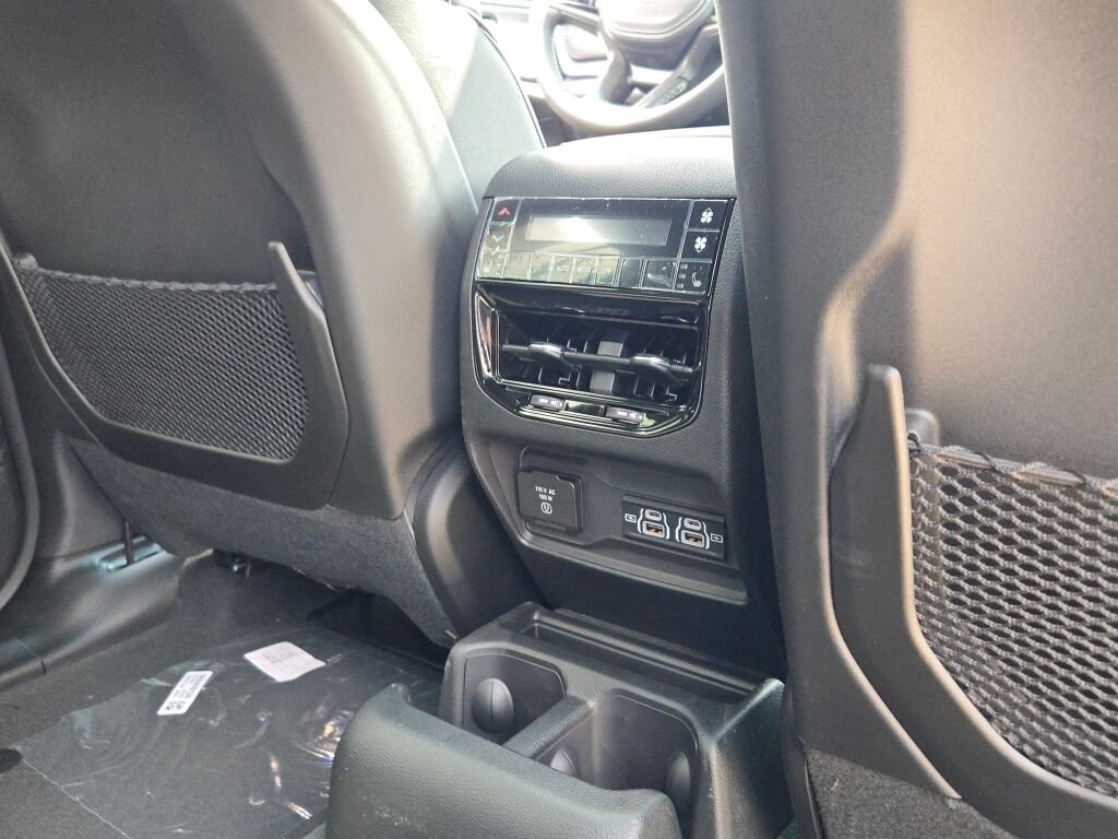 2025 Jeep Grand Cherokee L Overland - Photo 11