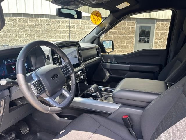 Used 2025 Black Ford XLT image 19