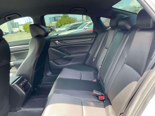 Used 2022 Still Night Pearl Honda Sport image 11