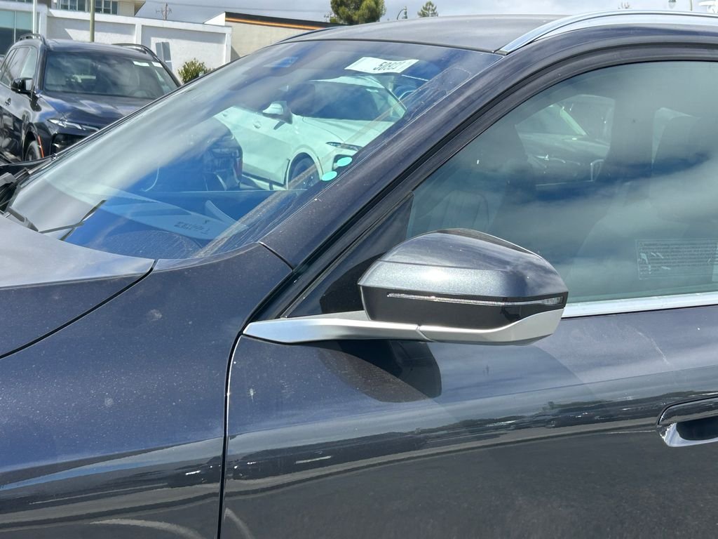 New 2026 Dark Graphite Metallic BMW 30 xDrive image 10