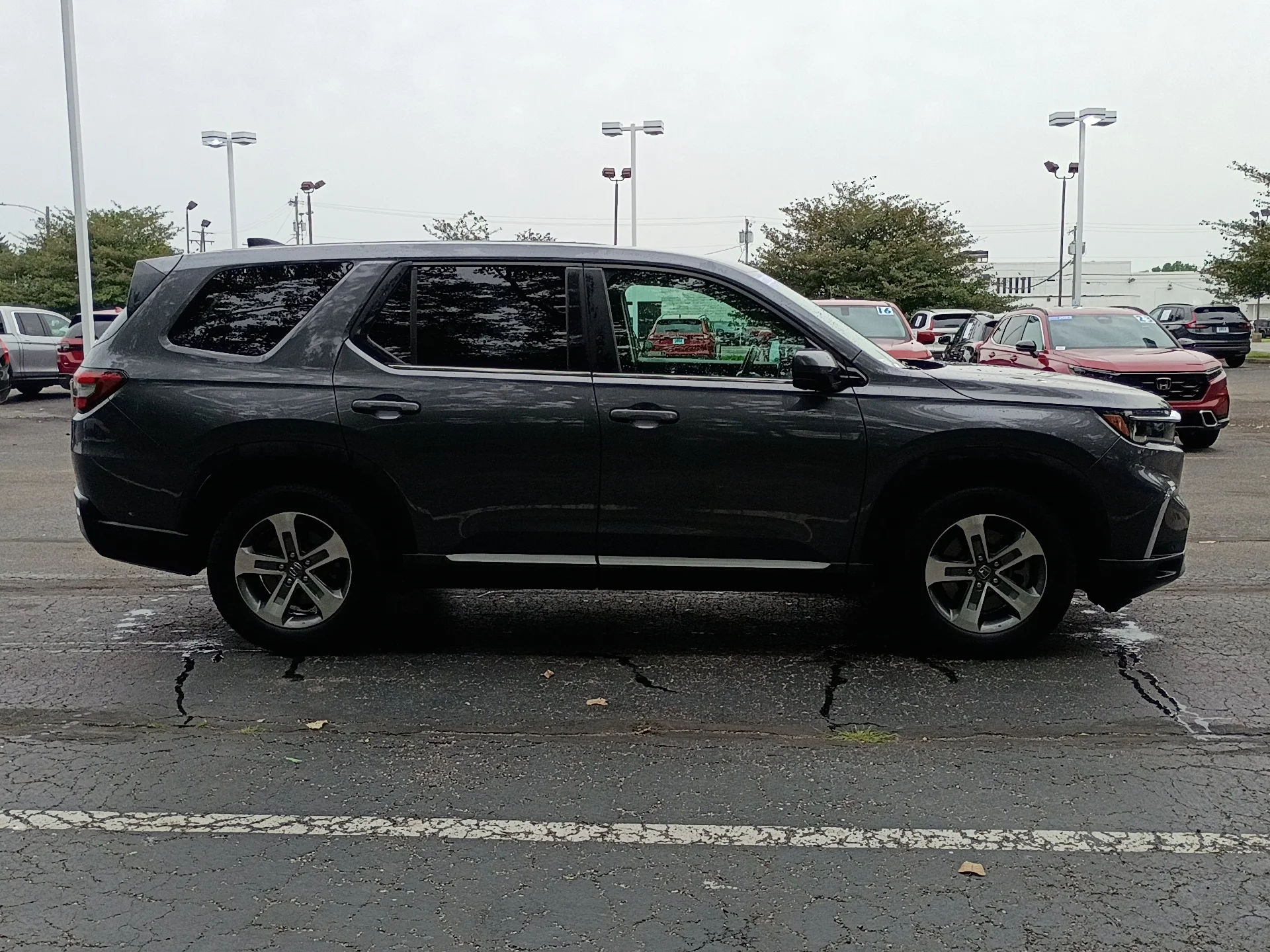 Certified Used 2025 Modern Steel Metallic Honda EX-L image 2