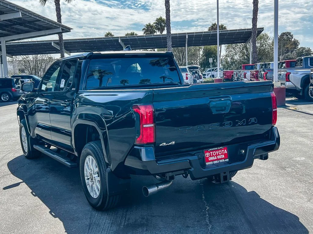New 2026 Black Toyota  SR5 image 4