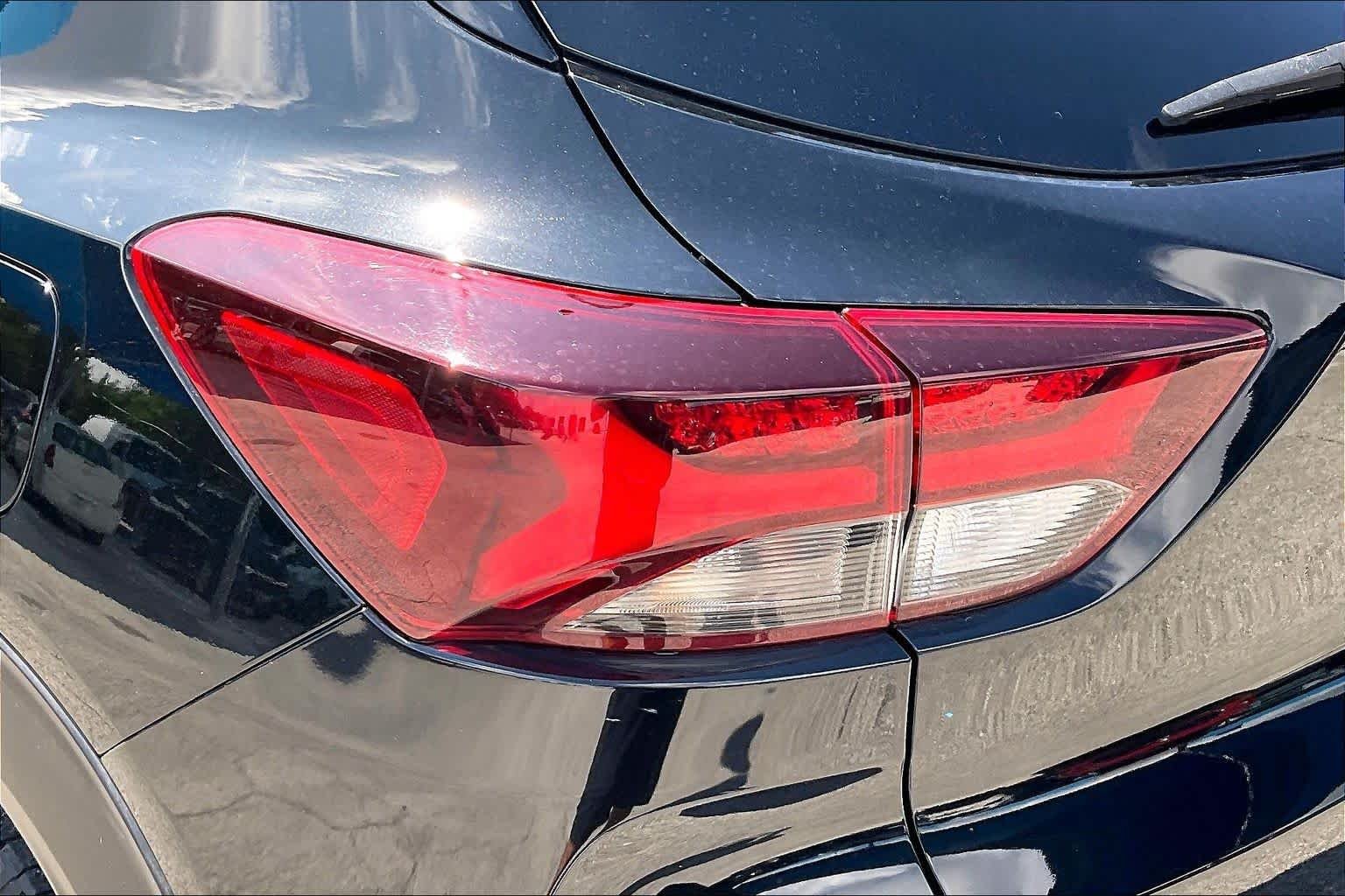 Used 2022 Mosaic Black Metallic Chevrolet ACTIV image 27