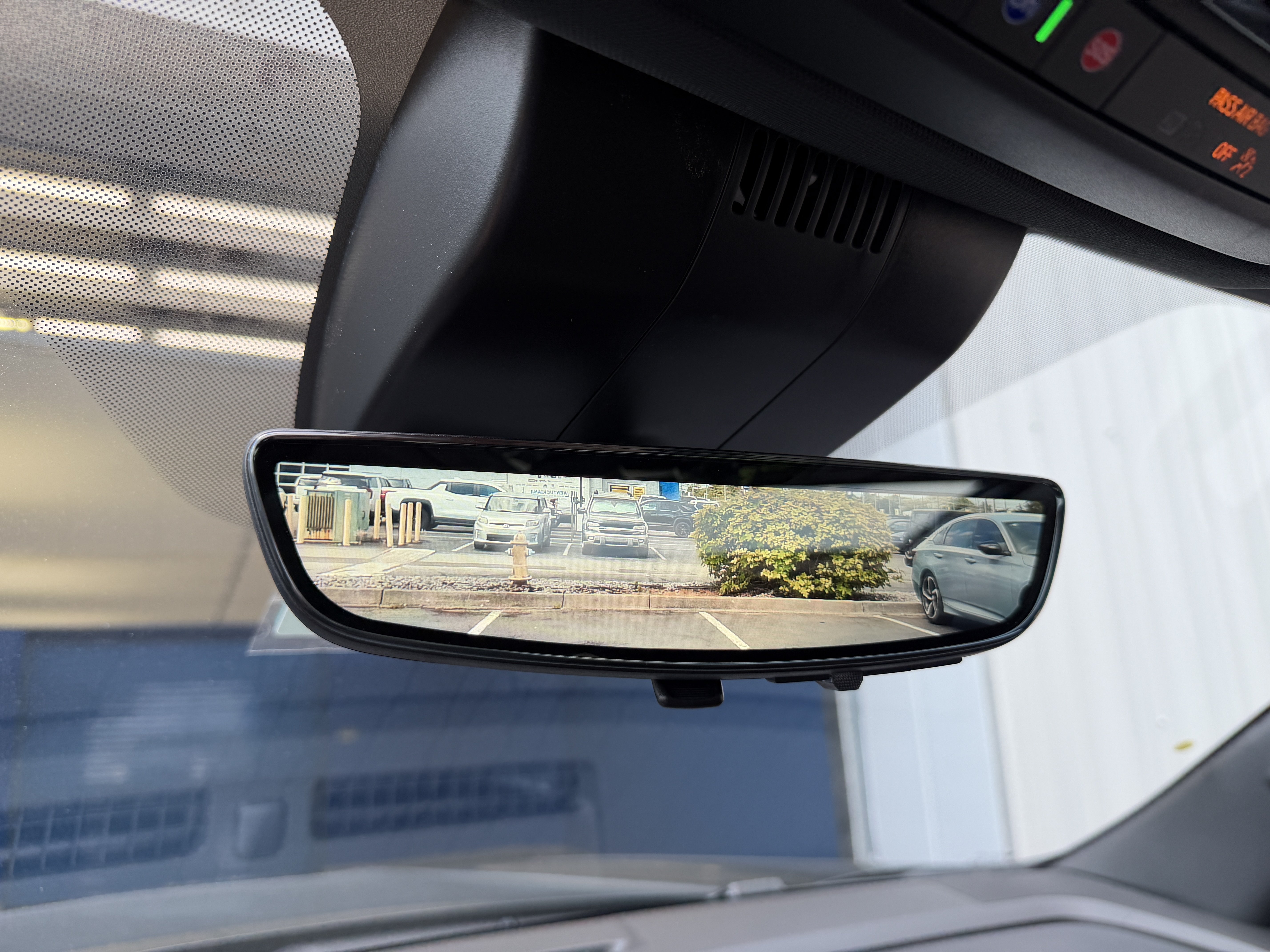 2026 Chevrolet Suburban High Country - Photo 29