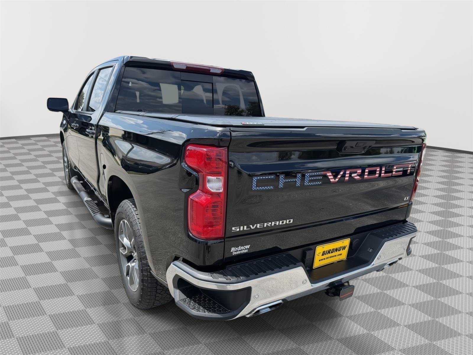 Used 2025 Black Chevrolet LT image 3