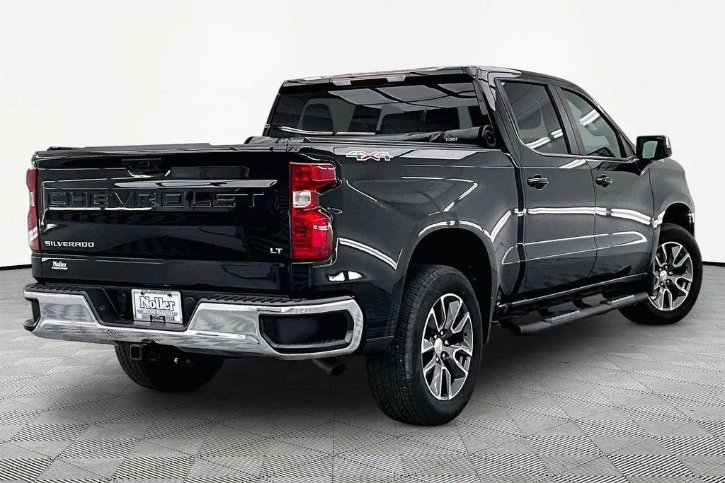 Certified 2024 Chevrolet Silverado 1500 LT with VIN 3GCPDKEK3RG245697 for sale in Kansas City