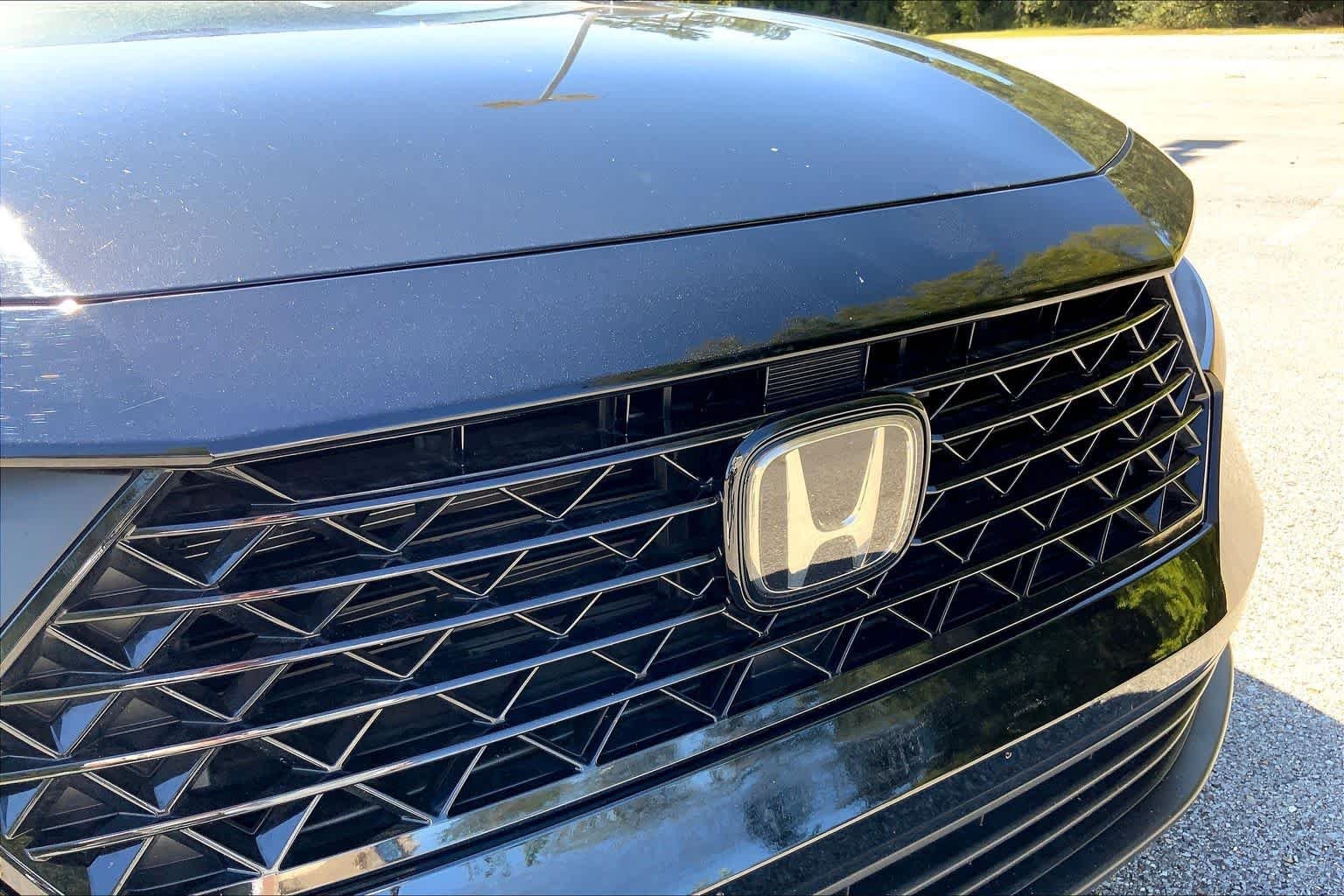 Used 2024 Crystal Black Pearl Honda LX image 32