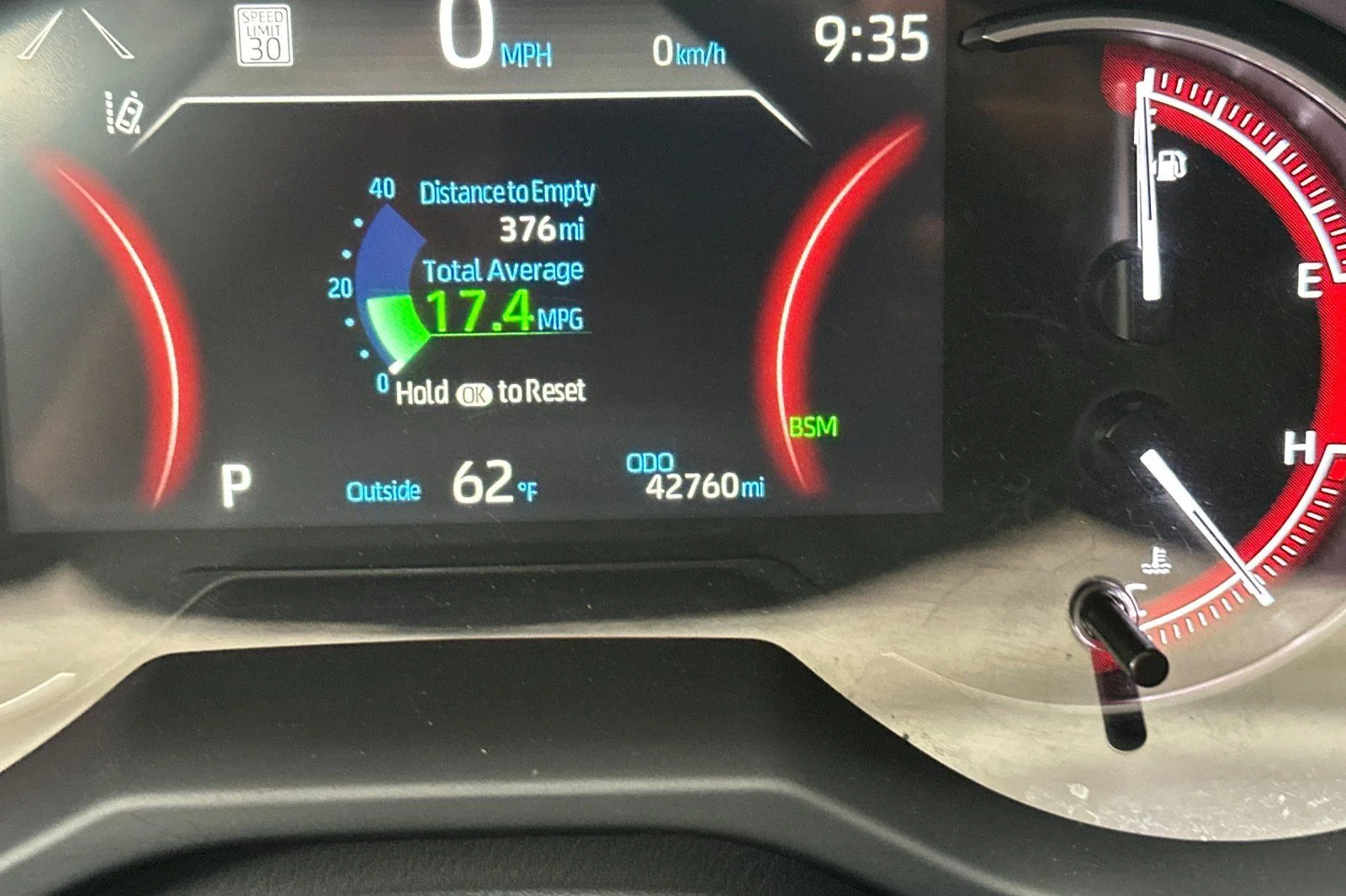 Used 2025 White Toyota XLE image 33
