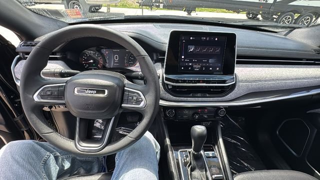 Certified Used 2025 Black Jeep Latitude image 21