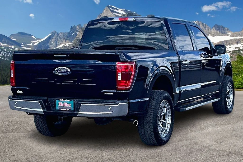 2023 Ford F-150 XLT - Photo 2