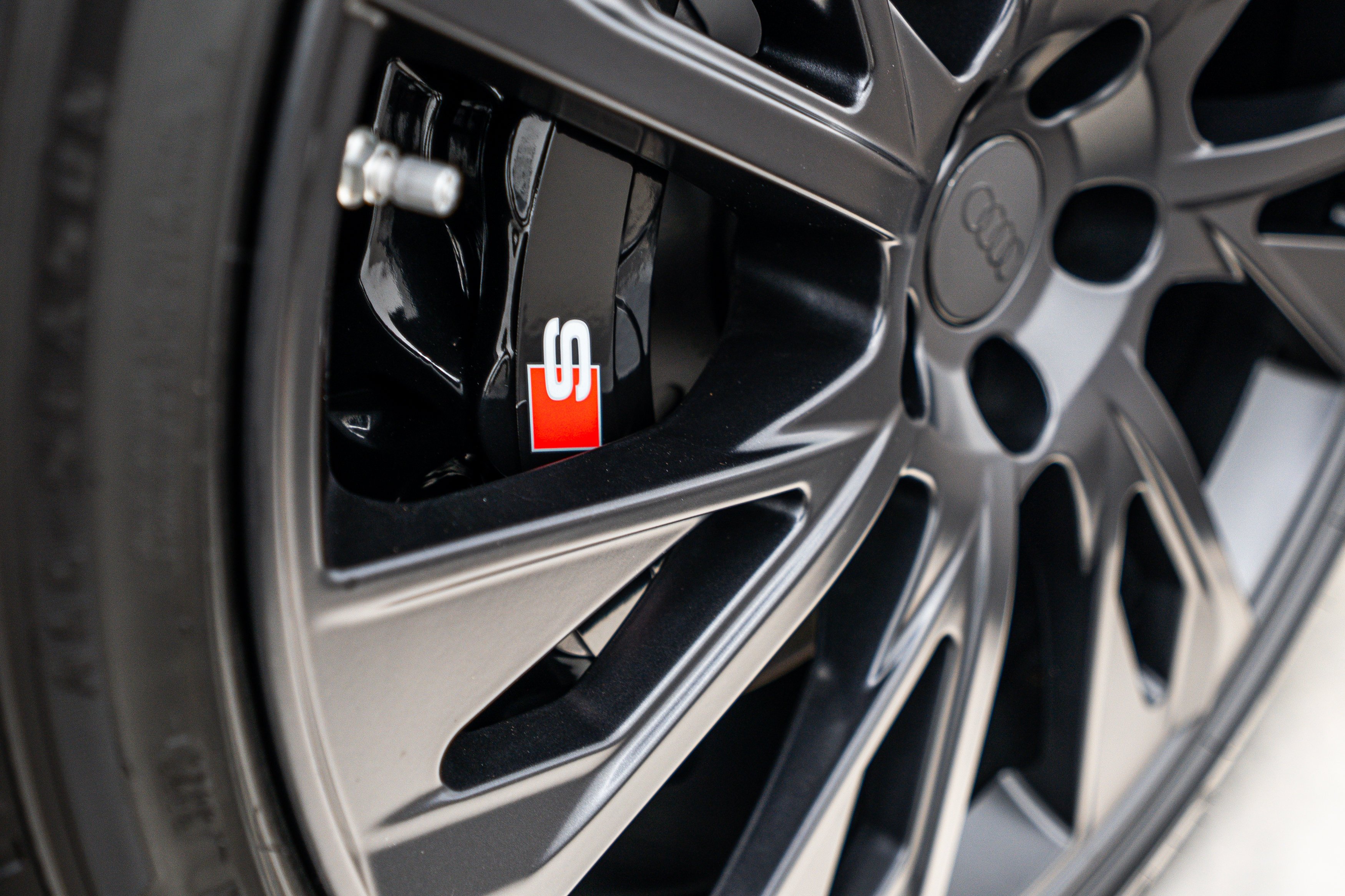 New 2026 Gray Audi 4.0T image 26