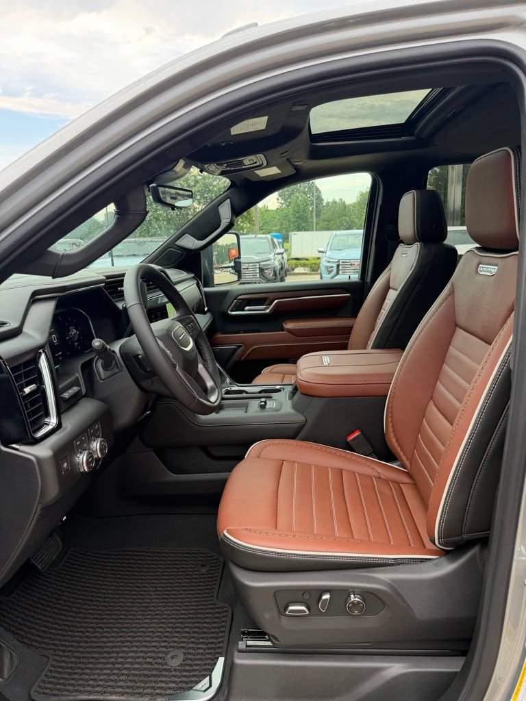 2026 GMC Sierra 2500HD Denali Ultimate - Photo 17