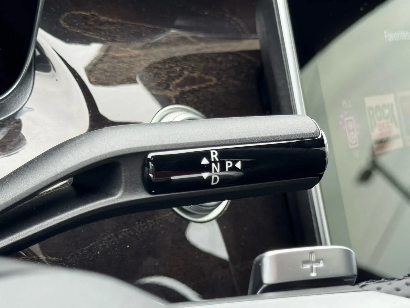 New 2026 Cirrus Silver Metallic Mercedes-Benz C 300 image 25