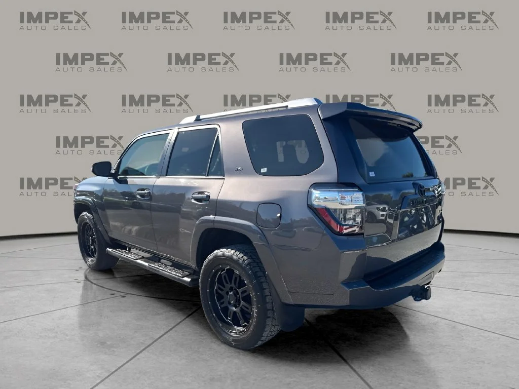 Used 2017 Gray Toyota SR5 Premium image 3