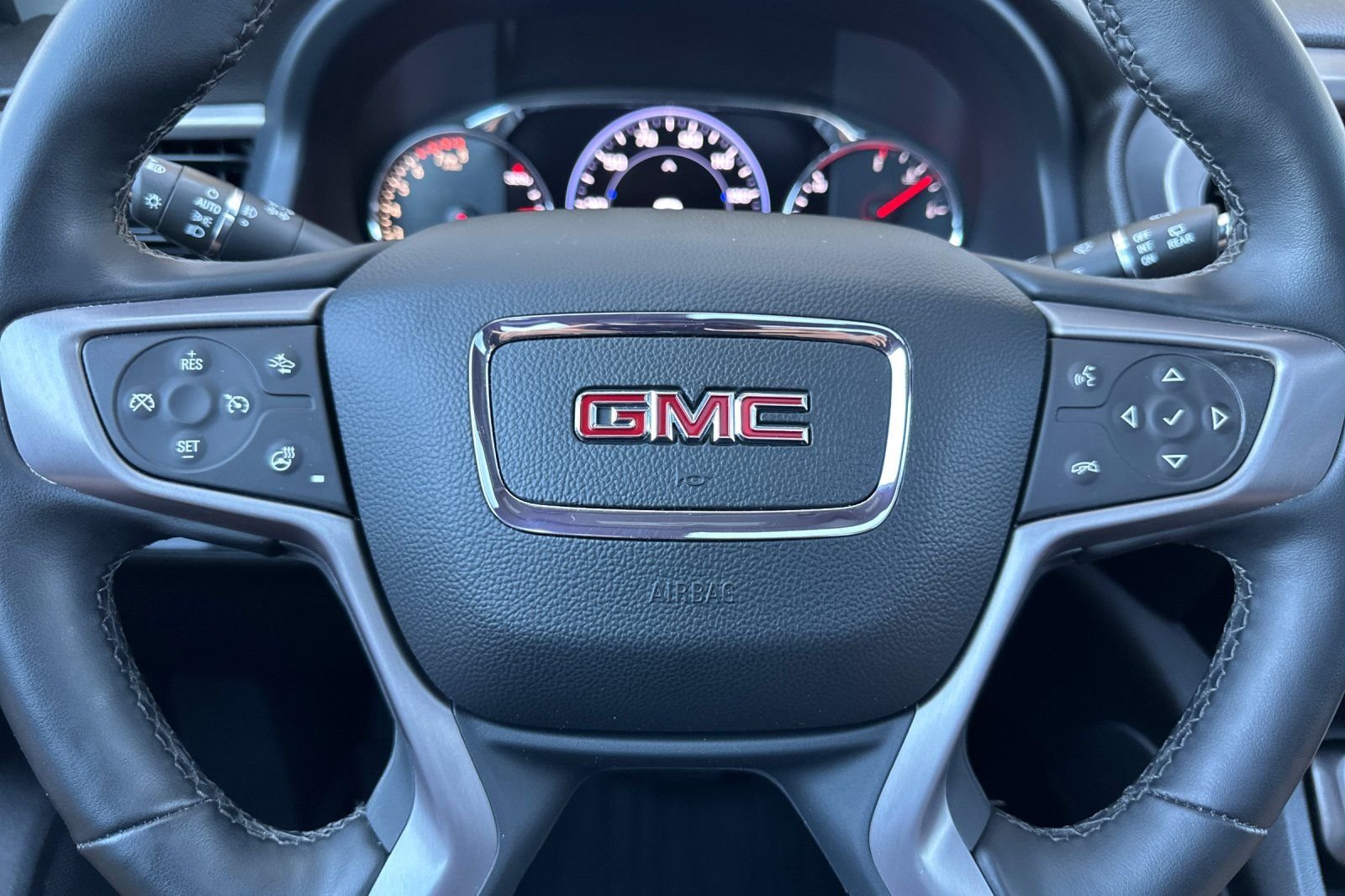 2023 GMC Acadia AT4 - Photo 23