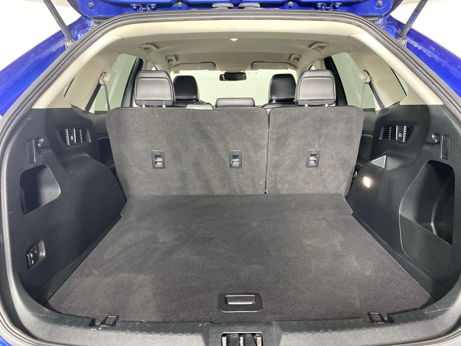Used 2020 Atlas Blue Ford SEL image 27