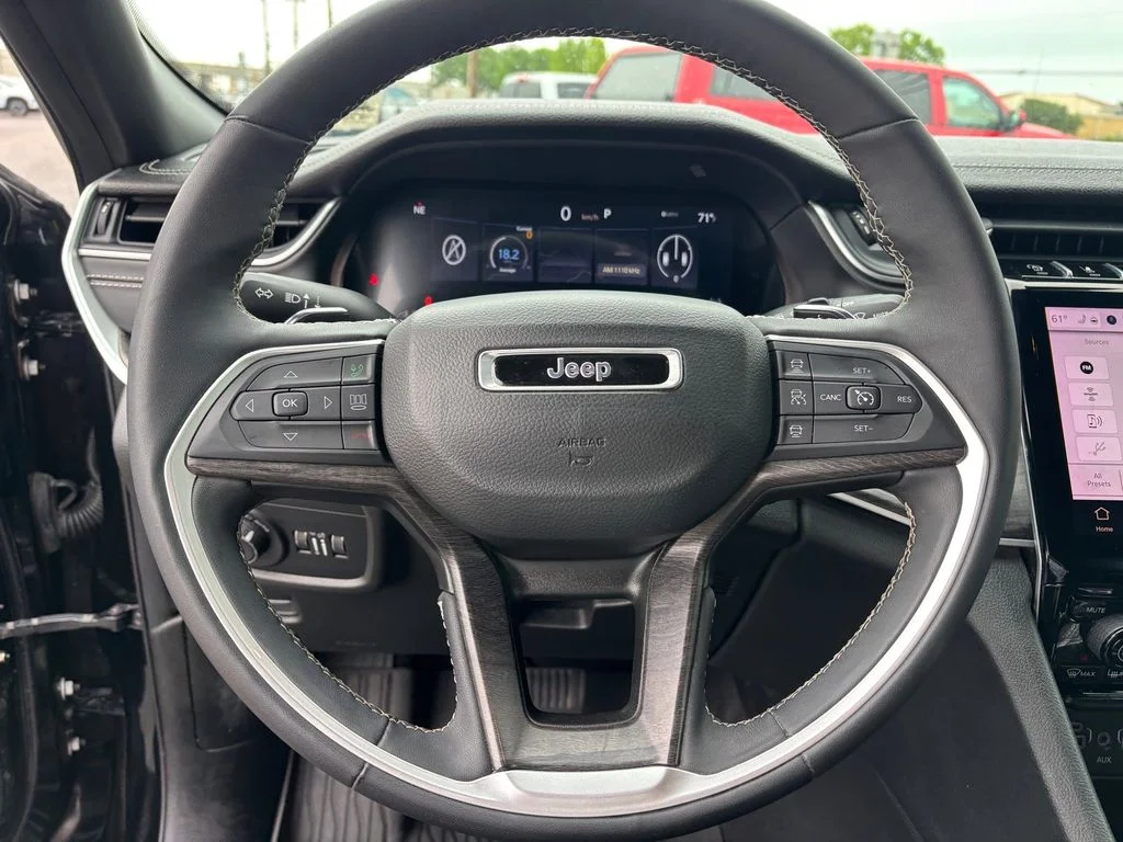 Used 2024 Black Jeep Limited image 12