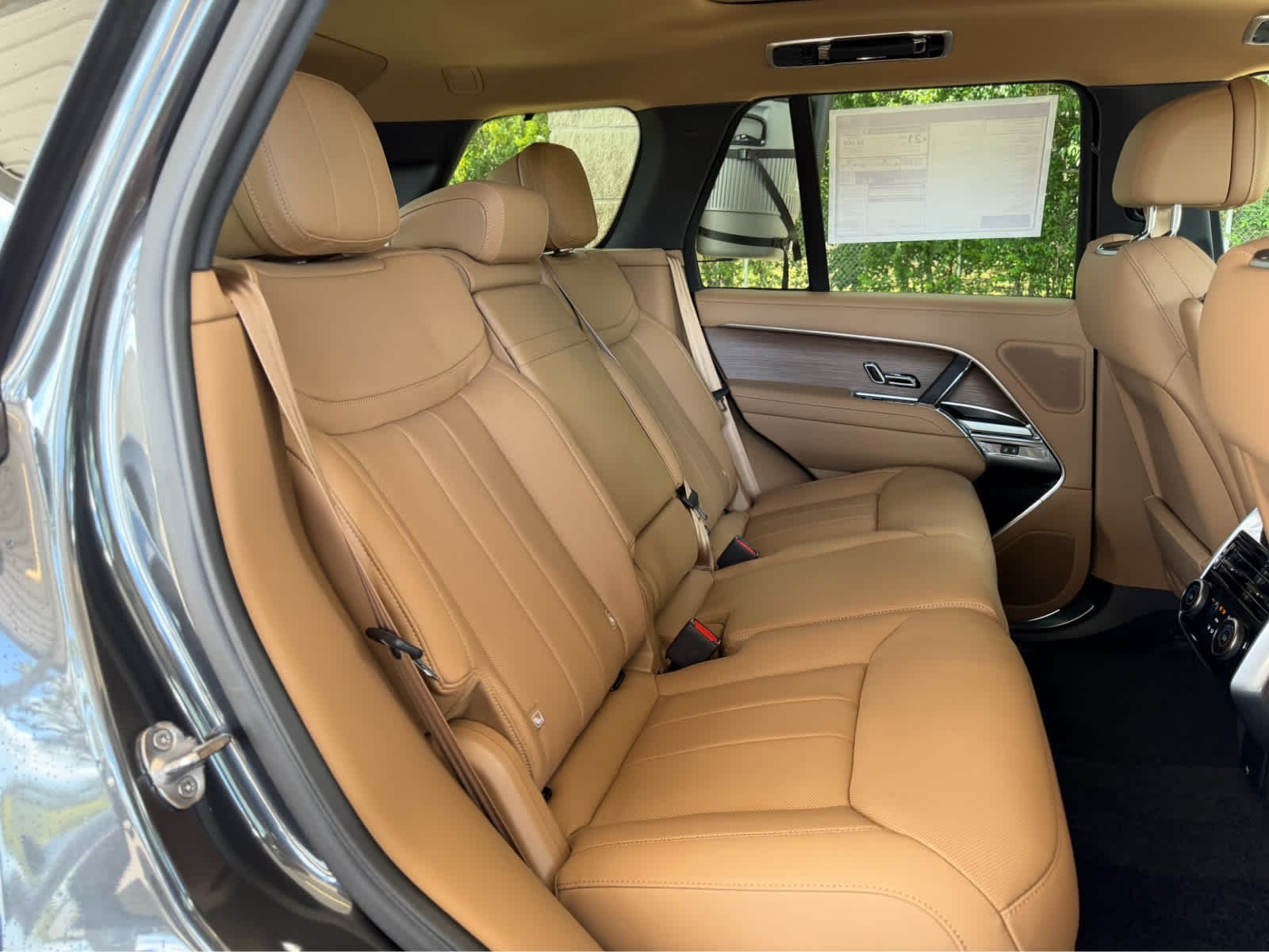 New 2027 Carpathian Grey LAND ROVER SE image 14