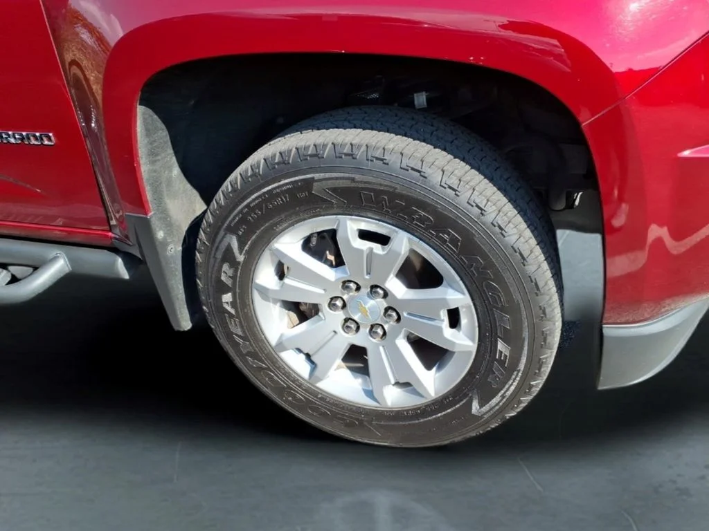 Used 2019 Red Chevrolet LT image 13