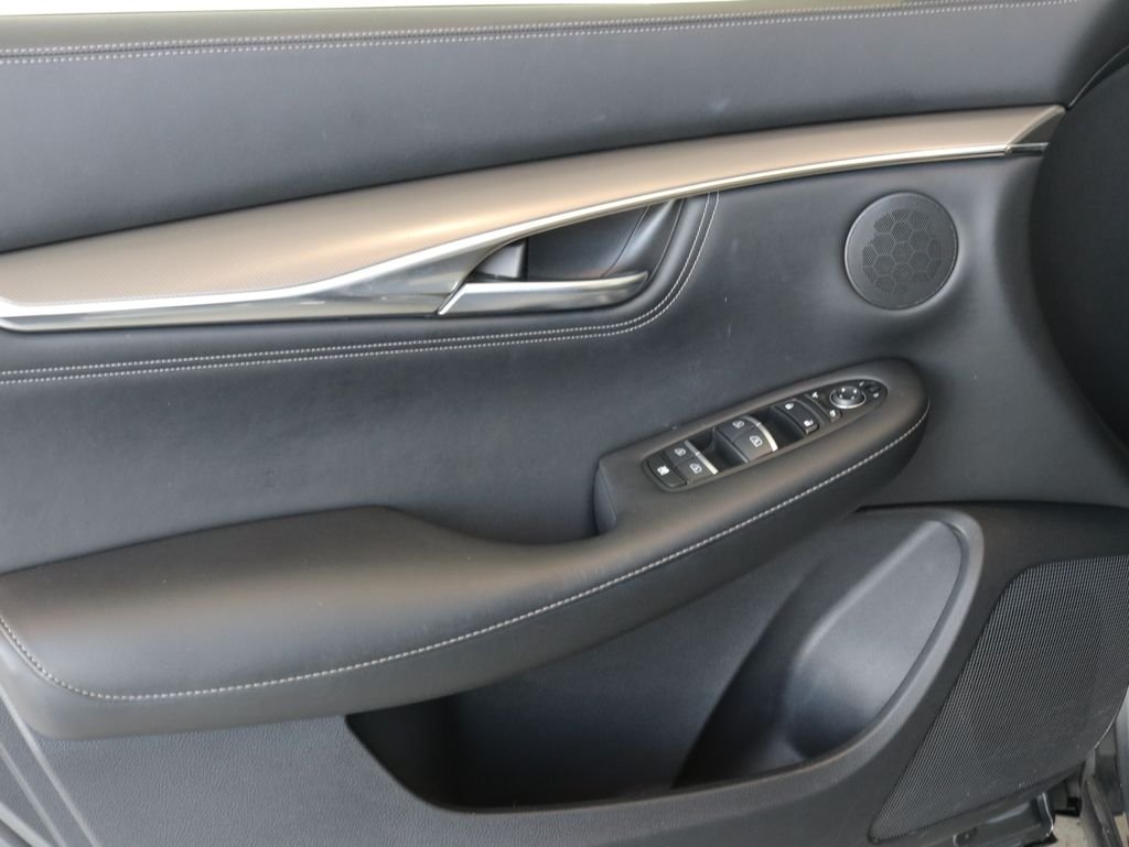 Certified Used 2023 Gray INFINITI LUXE image 29