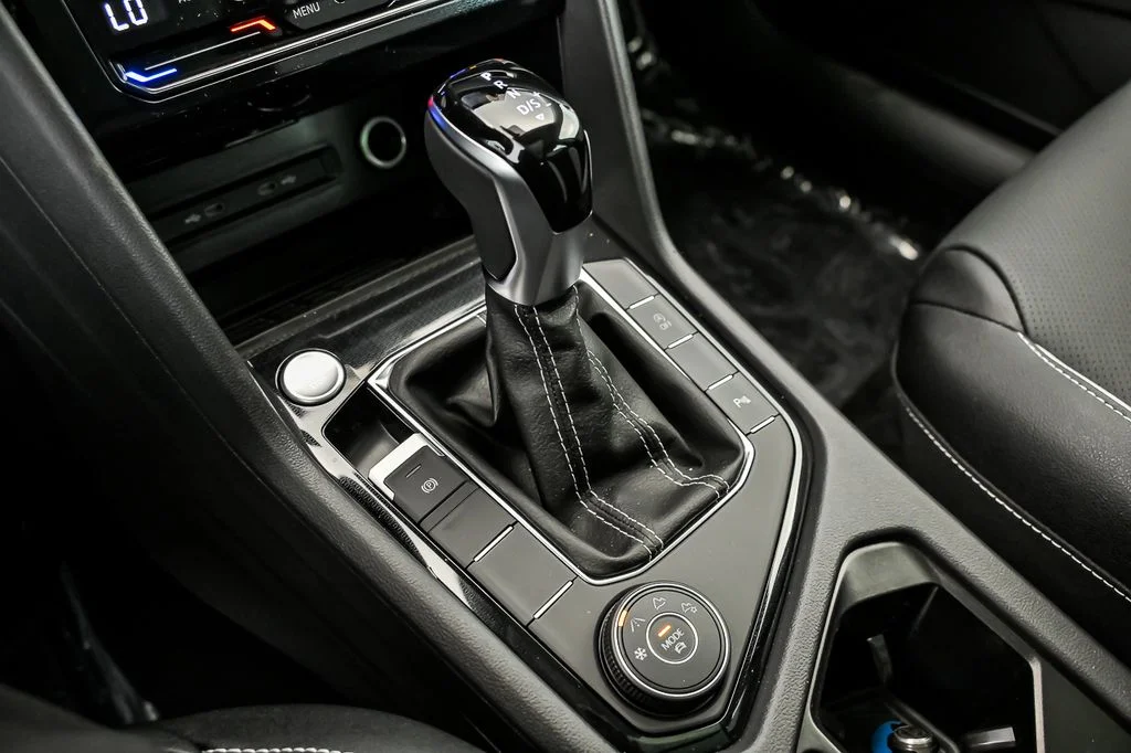 New 2026 Black Volkswagen 1.5T SEL image 16
