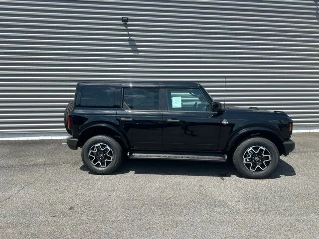 New 2026 Shadow Black Ford Outer Banks® image 2