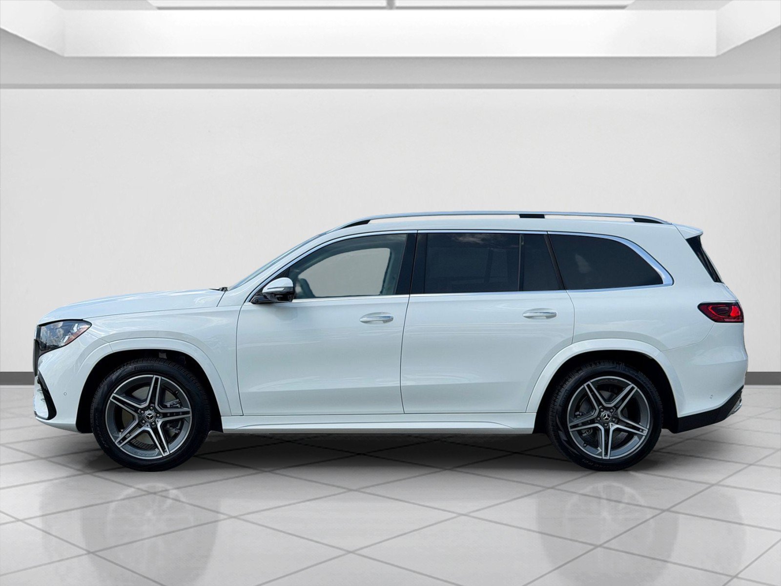 New 2027 Polar White Mercedes-Benz GLS 450 image 5