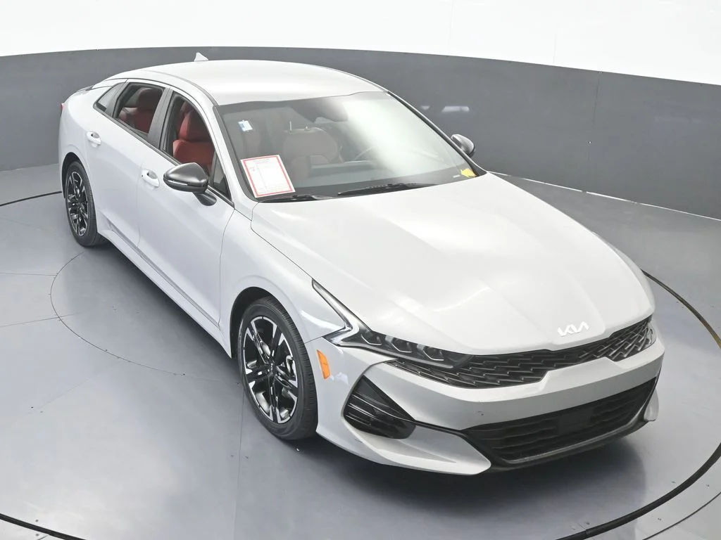 Used 2024 Wolf Gray Kia GT-Line image 58