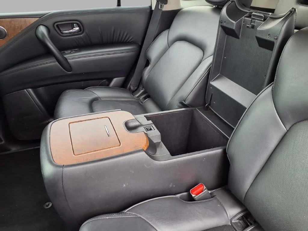 Used 2024 Silver Nissan SL image 24