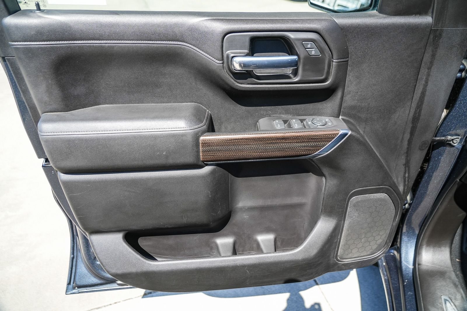 Used 2021 Gray Chevrolet LT image 20