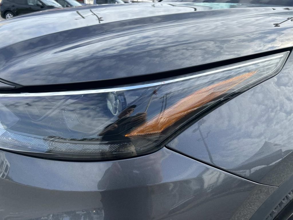 Certified Used 2022 Magnetic Gray Metallic Toyota XLE image 9