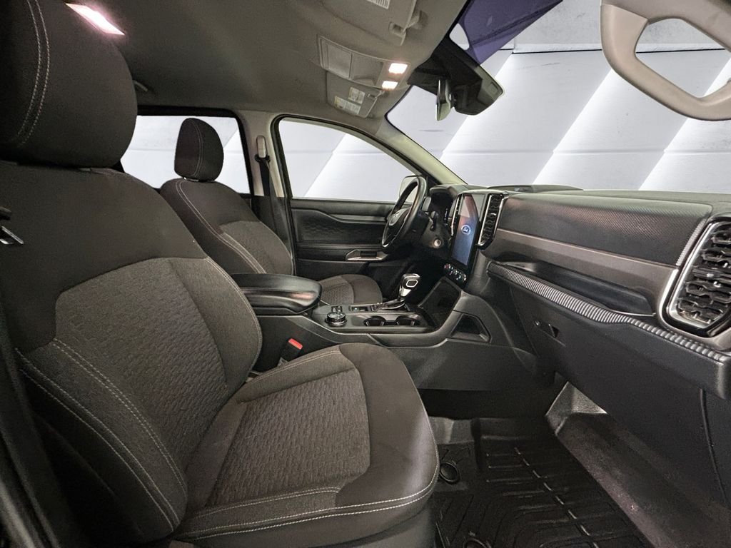 Used 2024 Black Ford XLT image 13