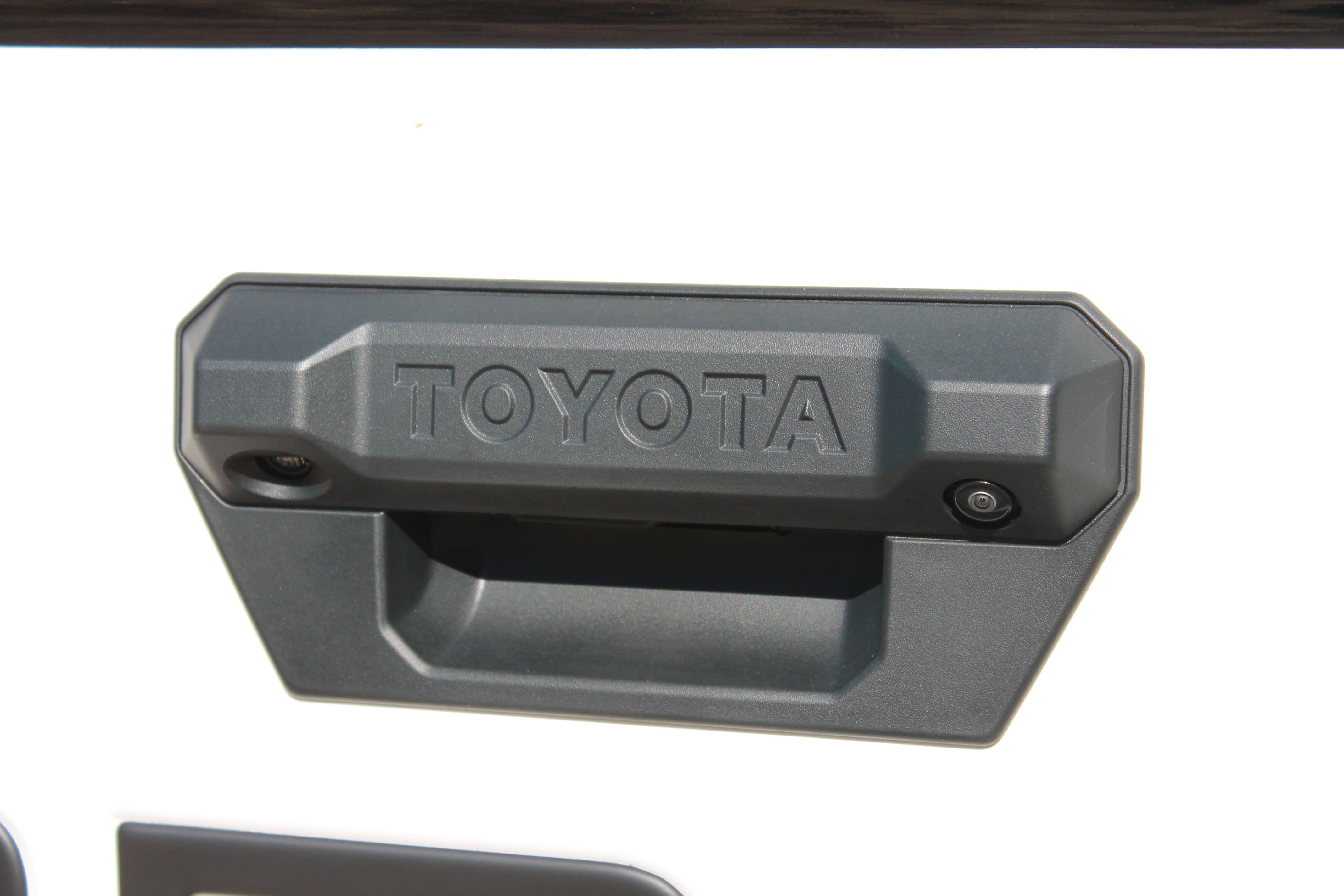 2025 Toyota Tacoma TRD Pro - Photo 12