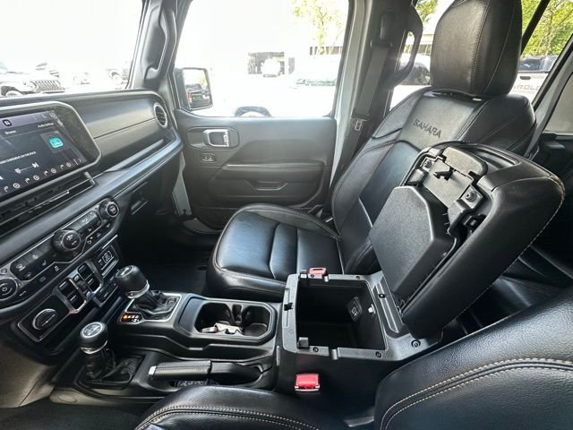 Used 2024 Silver Jeep Sahara 4xe image 23