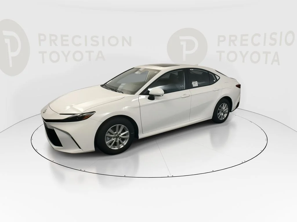 New 2026 Ice Cap Toyota LE image 9