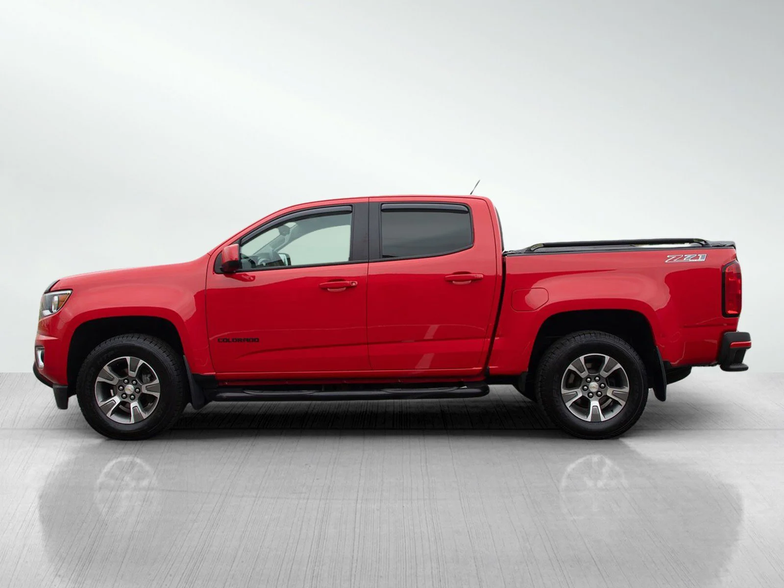 Used 2017 Chevrolet Colorado Z71 with VIN 1GCGTDEN5H1205434 for sale in White Bear Lake, Minnesota