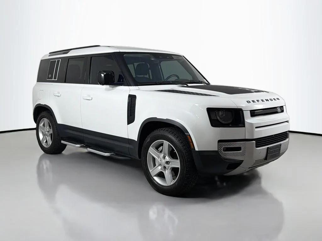 Used 2020 Fuji White Land Rover SE image 3