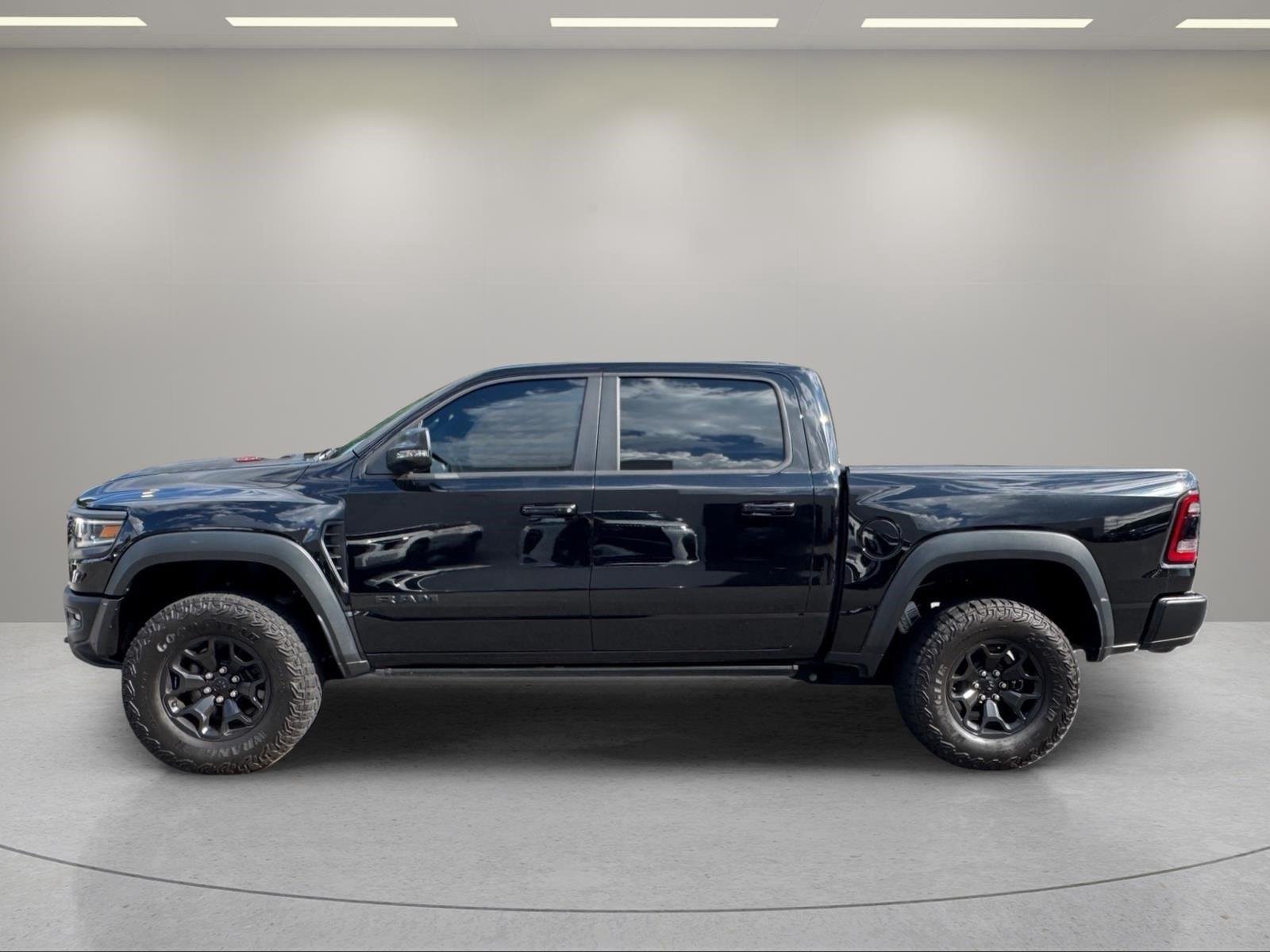 Used 2024 Diamond Black Crystal Pearlcoat Ram TRX image 2